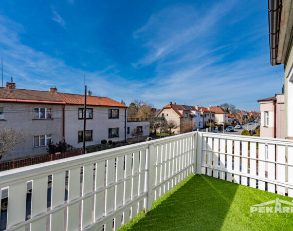 Balkon bytu na pronájem - 3kk Praha 11 Chodov