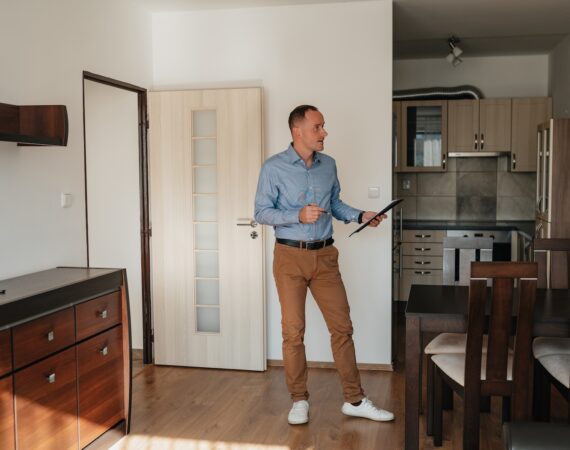 Řešíte převod družstevního bytu do osobního vlastnictví? Potřebujete prodat byt? Pomůžu vám.