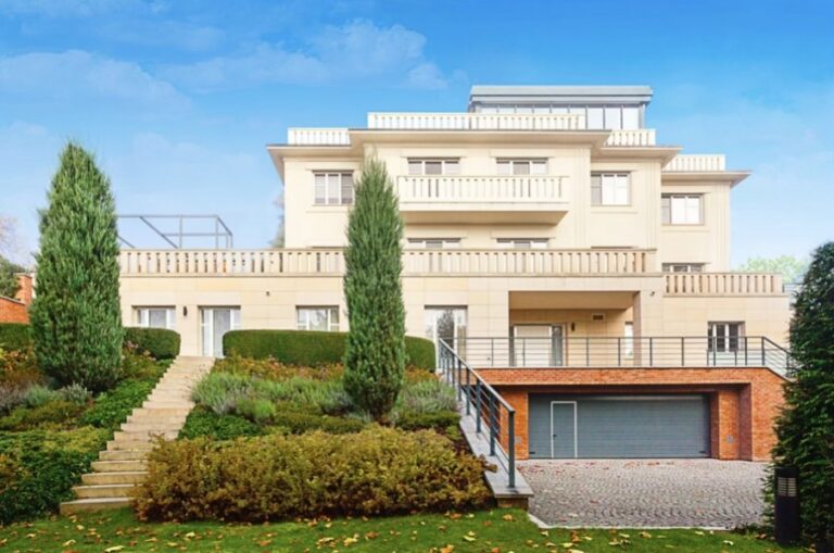 Nejdražší vila v Praze se prodala za 189 milionů. Jaký je můj pohled?