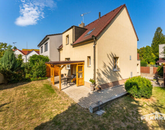 Prodej rodinného domu Praha 8 Čimice Do údolí 26