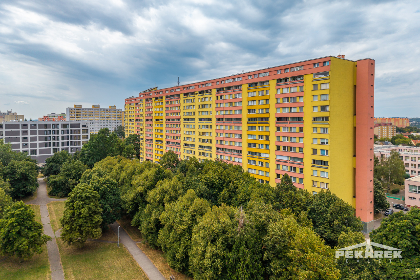 Pohled na bytový dům