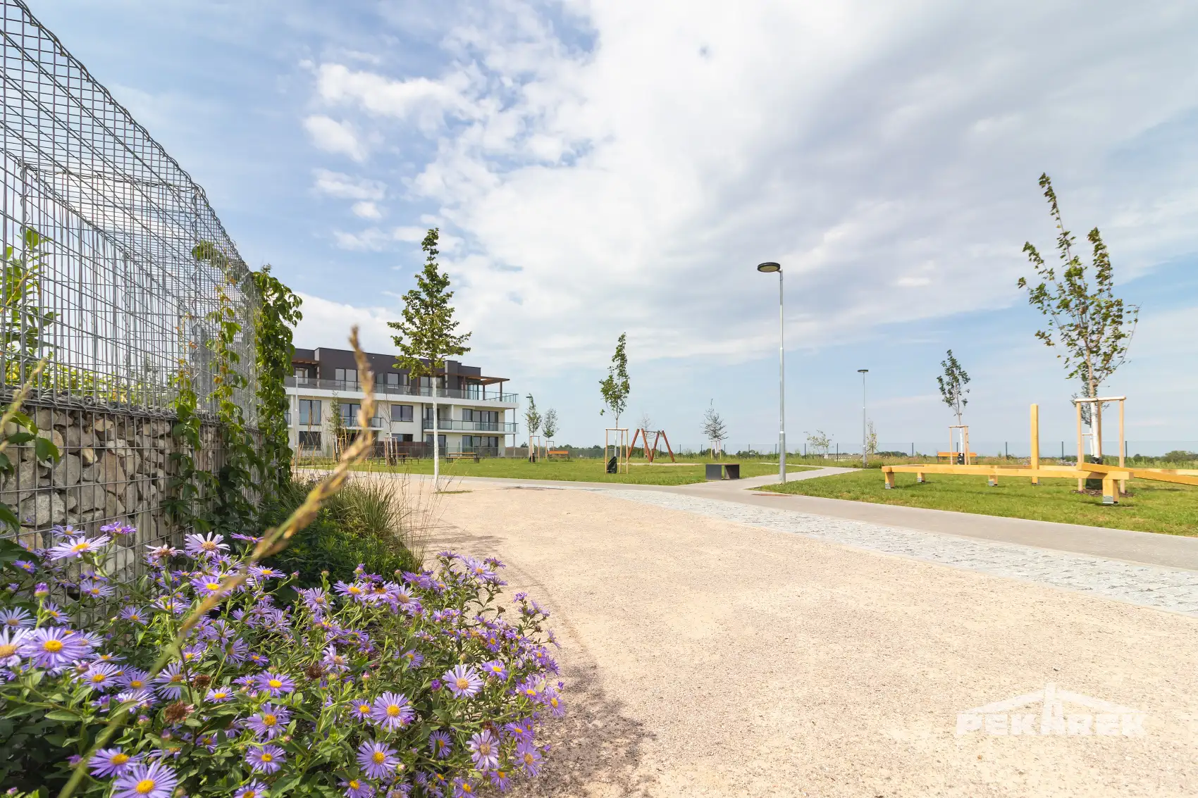 Odpočinkový park v sousedství bytu