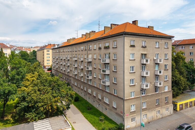 Hypotéka při koupi bytu od SVJ: je to problém?